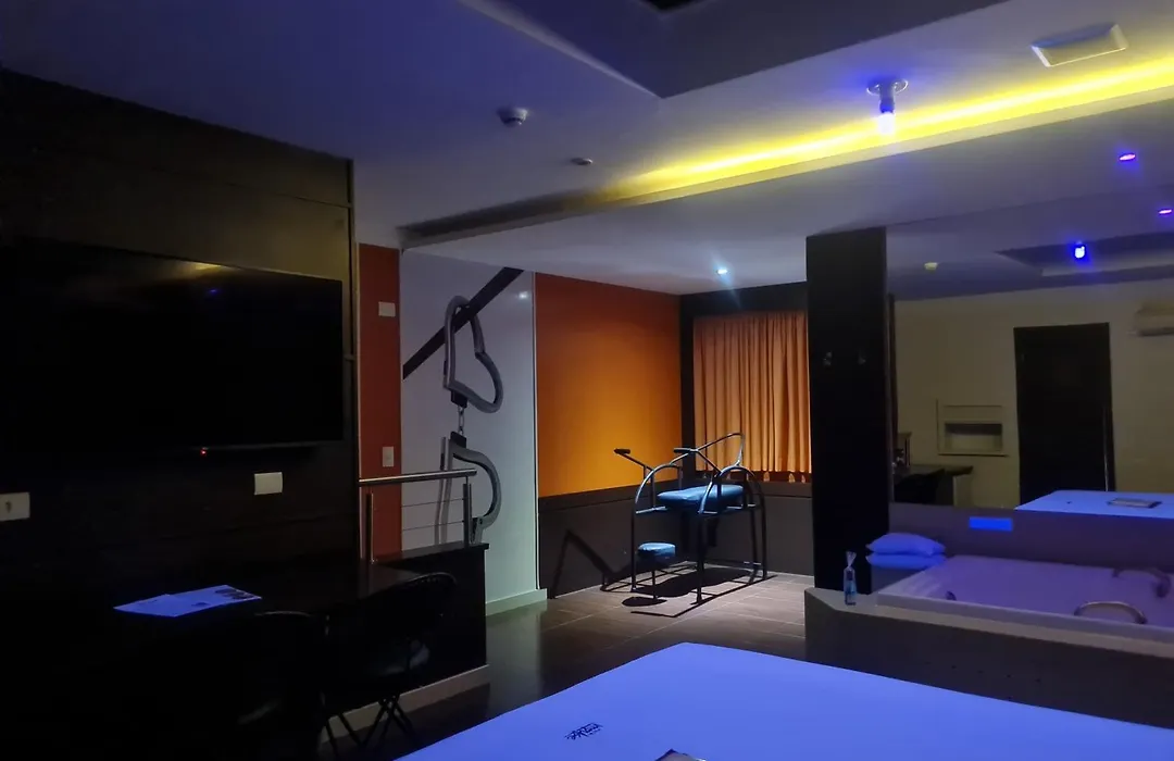 Impulse Motel-1