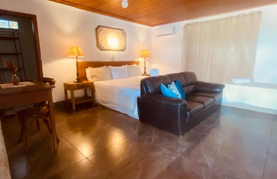 Pousada Charlotte-1