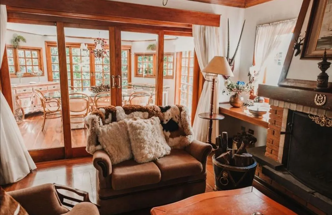 Pousada Casa Serena - Conforto E Exclusividade Em Campos Do Jordao-1