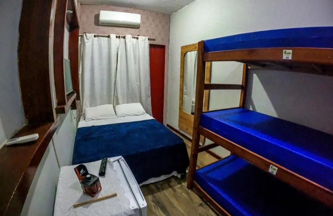 Suites e Quartos Em frente a Praia Grande -Na orla Flavia Alessandra-1