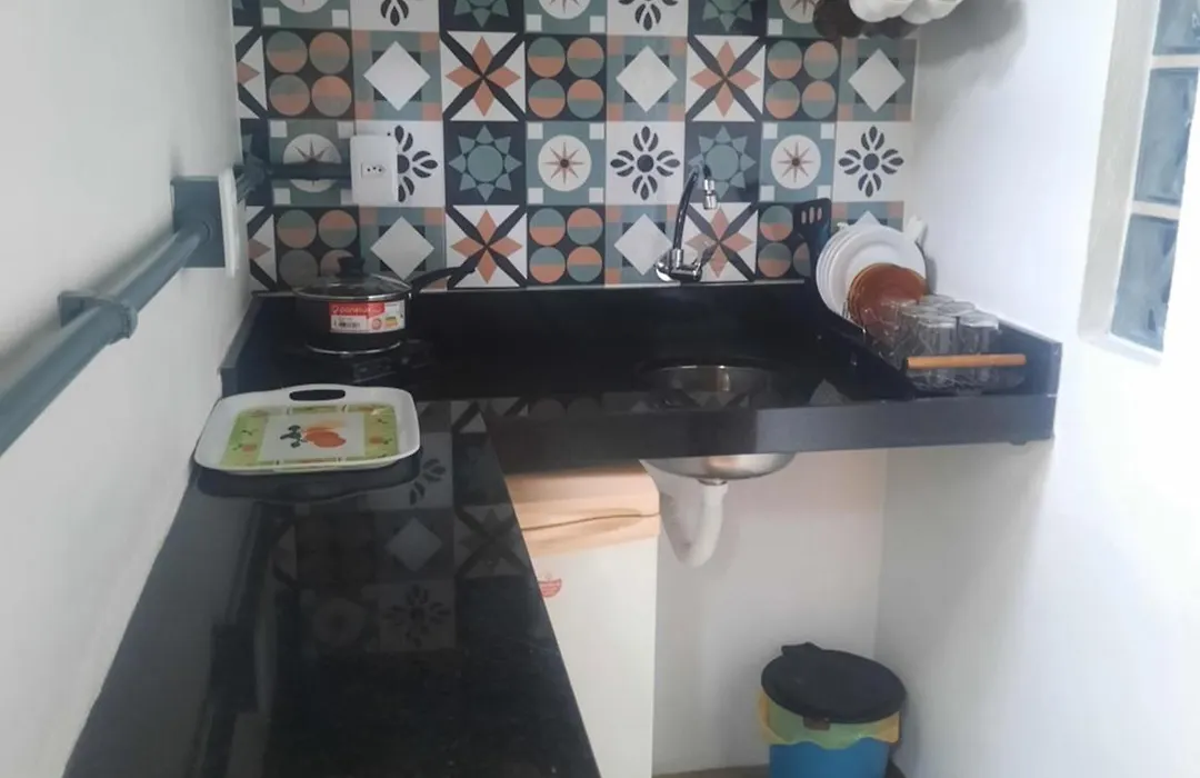 Suíte com Cozinha Compacta-1