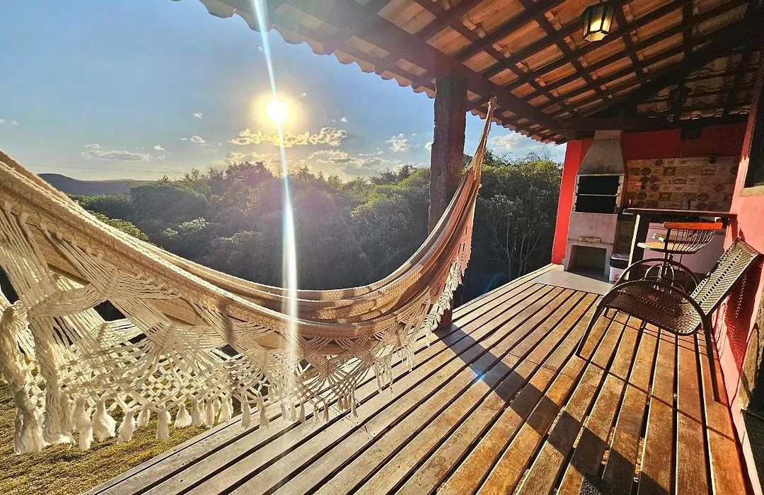 Chalés Vila Real - Tranquilidade na Serra de Carrancas - Piscina com uma vista espetacular do Pôr do Sol-1