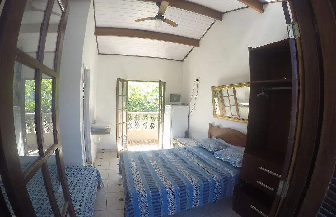Golfinho Tropical Hostel E Pousada-1