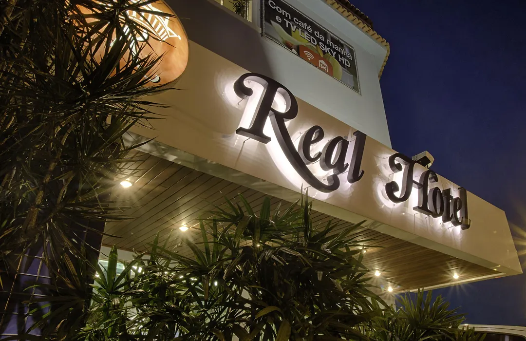 Real Hotel-1