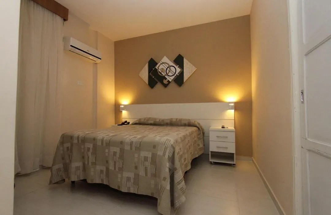 Gonzaga Flat-1