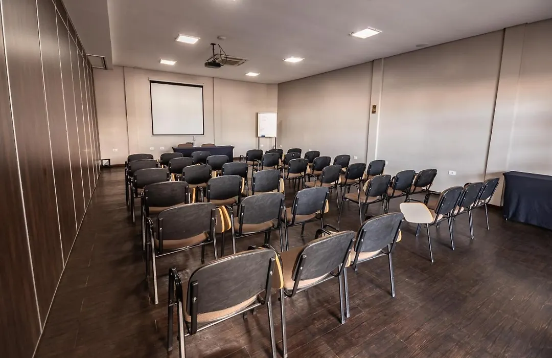 Class Hotel Rio Claro-1
