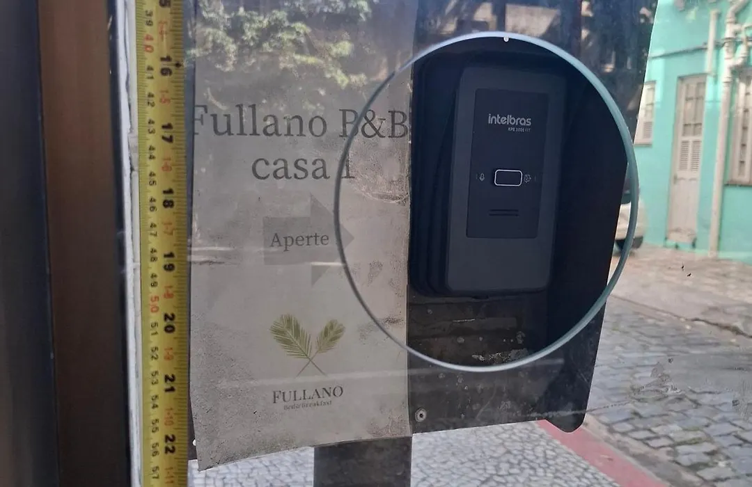 Pousada Fullano _ Entre Copacabana E Ipanema - Suites Privativas Confortaveis!-1
