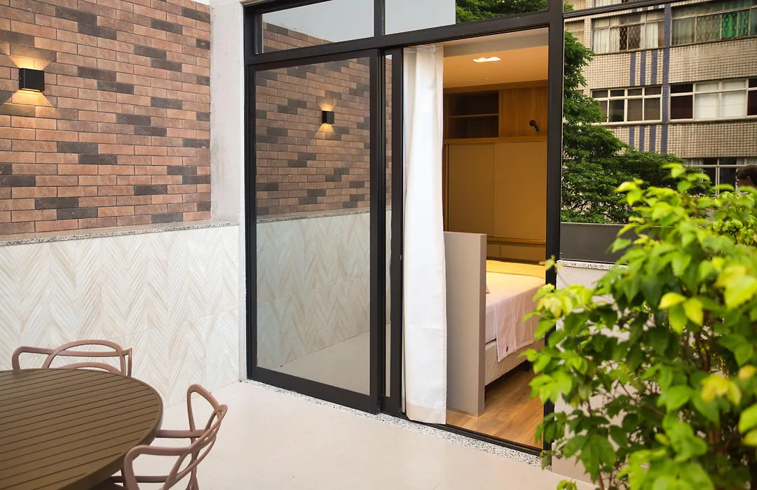Life Residence-1