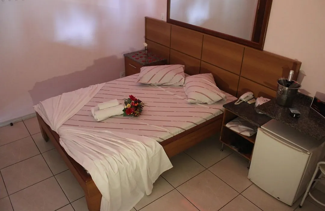 Motel Paradise (Adults Only)-1