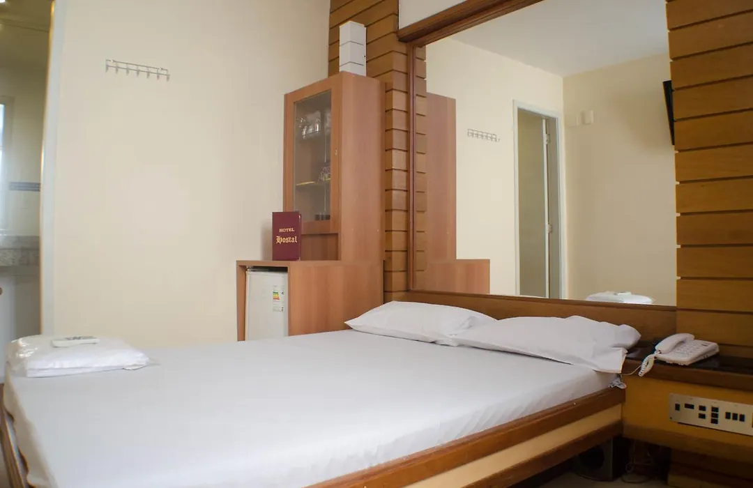 Hotel Hostal (Adults Only)-1
