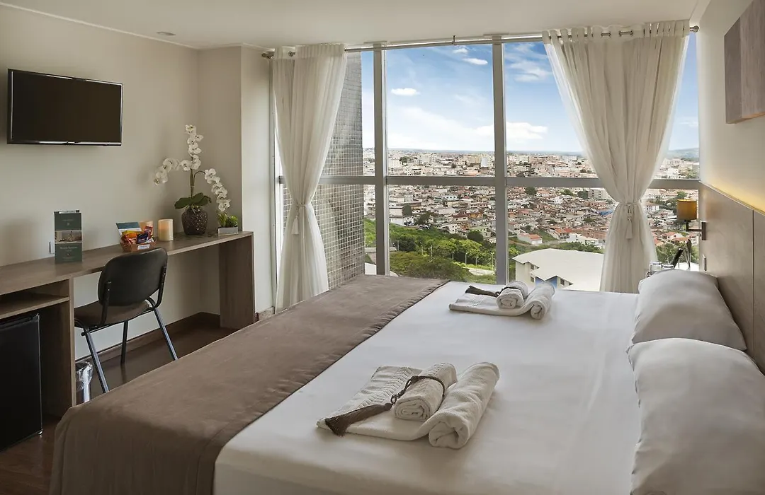 Tryp By Wyndham Varginha Cafe Royal-1