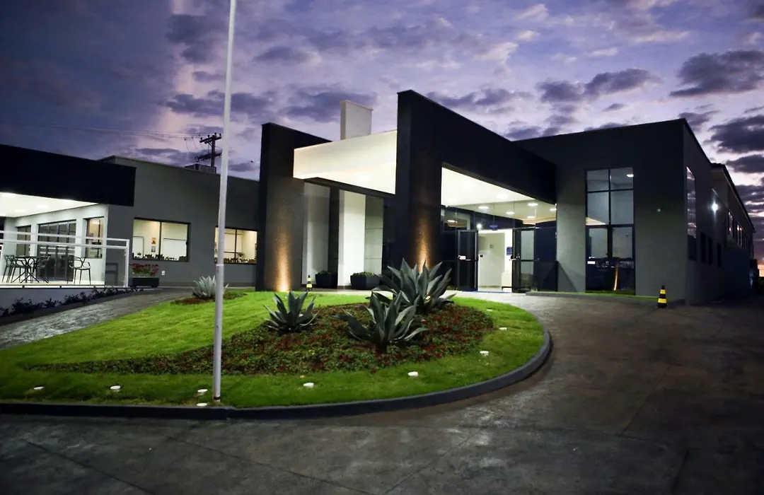 Regional Plaza Hotel Event Park-1
