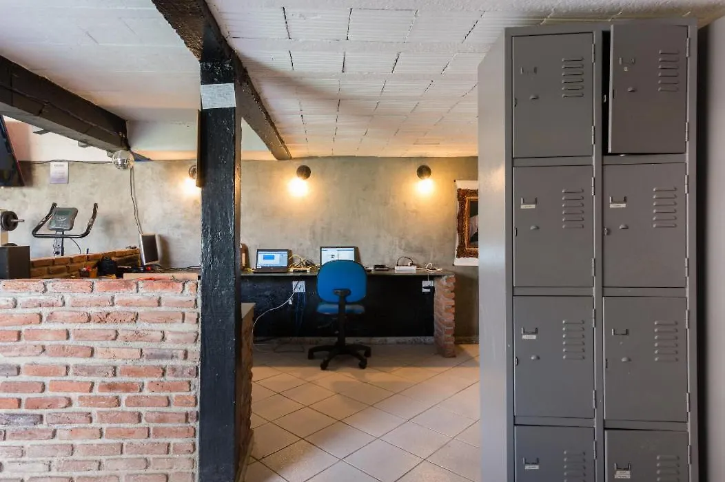 Man Cave Hospedaria-1