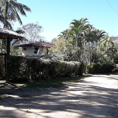 Chale Rio Dos Meros-3