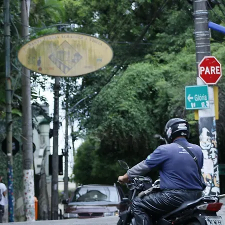 Quarto Em Apto Entre Santa Teresa E Lapa-2