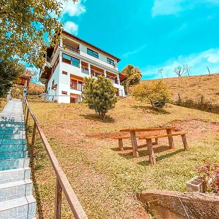 Pousada Cantinho da Montanha 2-3