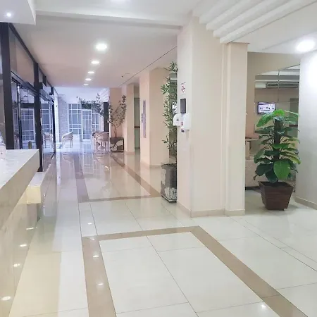 Paulista Wall Street Flat 03-2