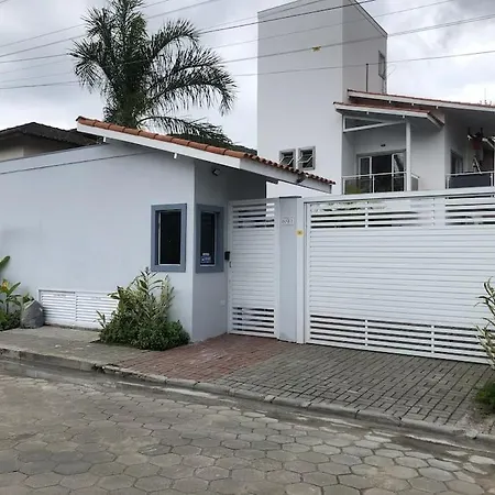 Casa Condomínio 3 suítes -Juquehy São Sebastião SP-2