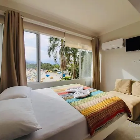 Mansao Tenorio - Suites, Estudio Ou Cobertura Pe Na Areia-2