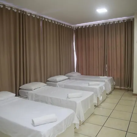 Hotel e Alojamento Jurubatuba-3