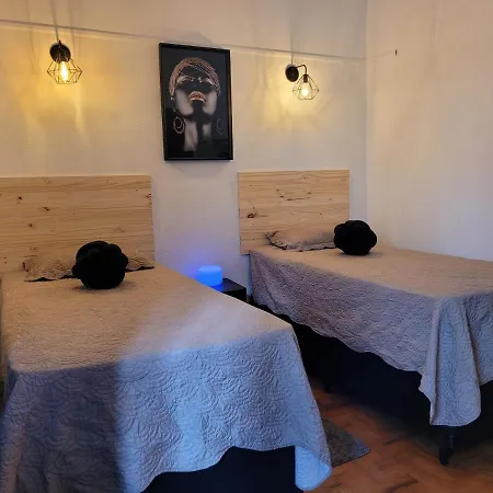 Quarto Black Power-2