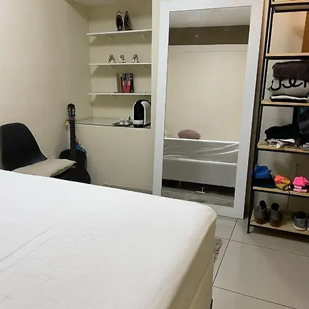 Quarto Confortavel Centro-3
