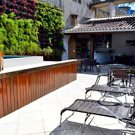 Hotel Bertell Inn-3