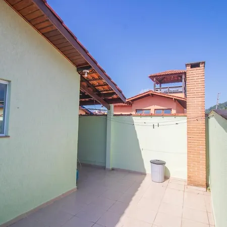 Casa Na Praia Grande De Ubatuba Para Temporada Em Cima Alugo Somente Para Familia!!!-2