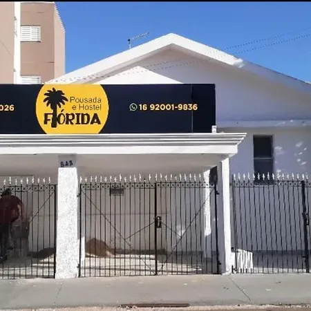 Pousada & Hostel Florida-3