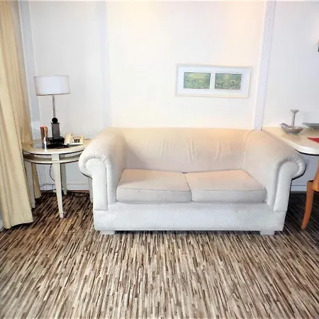 Flat Na Carvalho The World Hotel-3