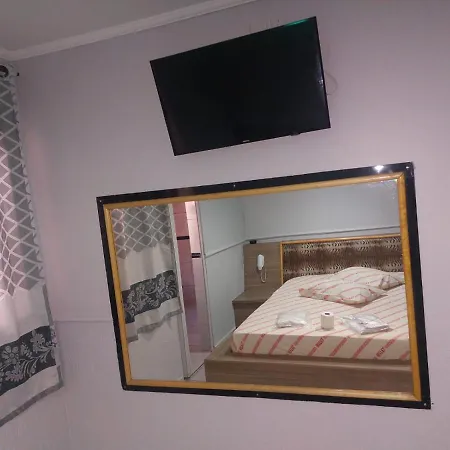 Amant'S Hotel Ltda-2