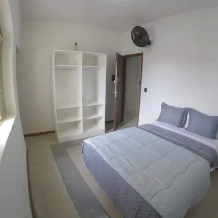 Quartos Delfim Moreira-3