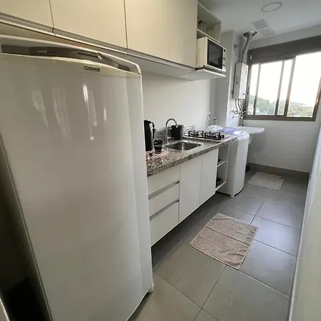 Via Premiere Flat 710A-3