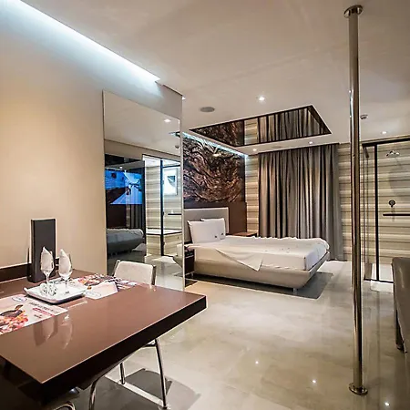 Caribe Motel (Adults Only)-3