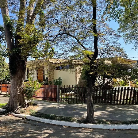 A Casa Que Hospeda-2