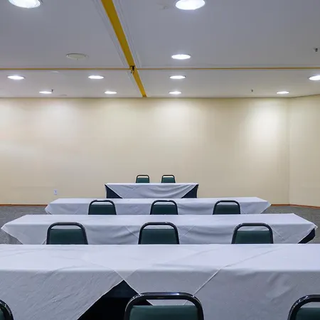 Carlton Plaza São José dos Campos-3