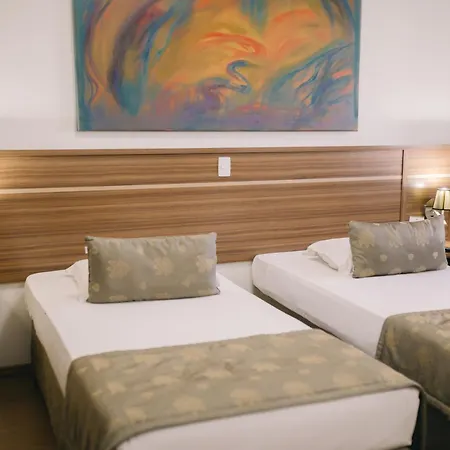 Faro Hotel São José dos Campos-3