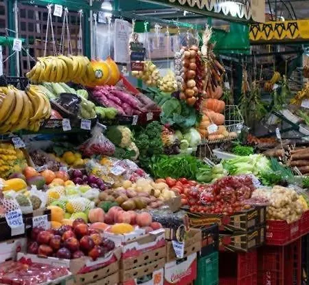 Apartamento para pessoas de família ou a negócio, Ap Grande 3 quartos no Brás próximo igreja Mundial,mercado municipal, 25 de março, templo Salomão, metro Dom Pedro ll, bancos, mercado e etc-2
