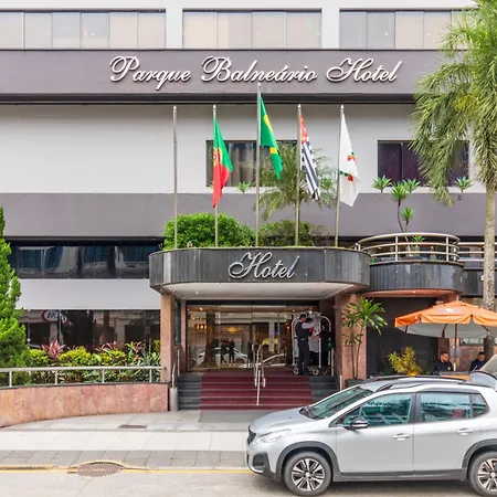 Parque Balneário Hotel Santos by Castelo Itaipava-3