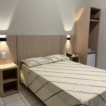 Hotel Neon - próximo a 25 de março, Bom Retiro e Brás, á 2min do mirante Sampa SKY e pista de skate Anhangabaú-2