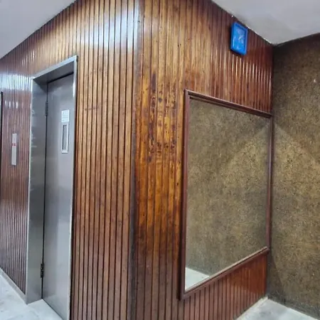 Apartamento Copacabana Saleta, Quarto Grande Com Ar Cond Wi-Fi A 2 Qds Da Praia-2