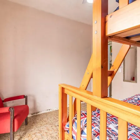 Casa Linda e Espacosa com Lareira e 2 Piscinas - Adulto e Infantil, sendo Adulto Aquecida - Proximo da Praia-2