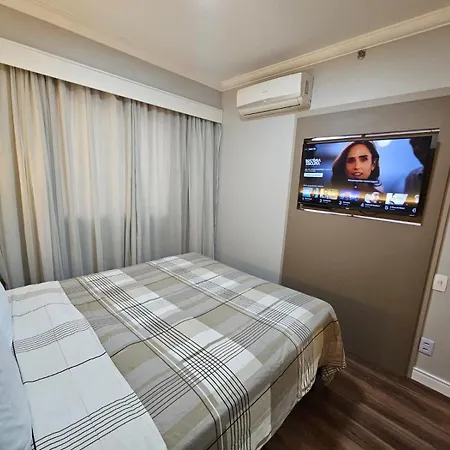 Flat Em Moema-3