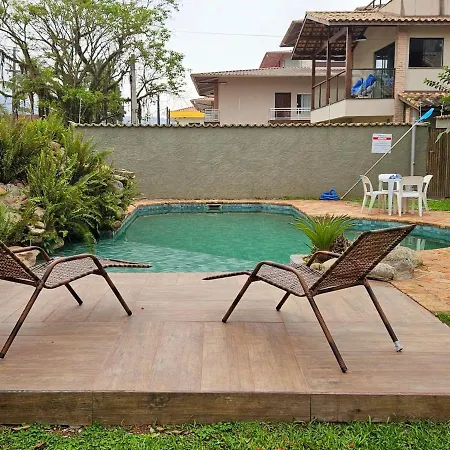 Casa Com Piscina Em Frente A Praia Grande-2