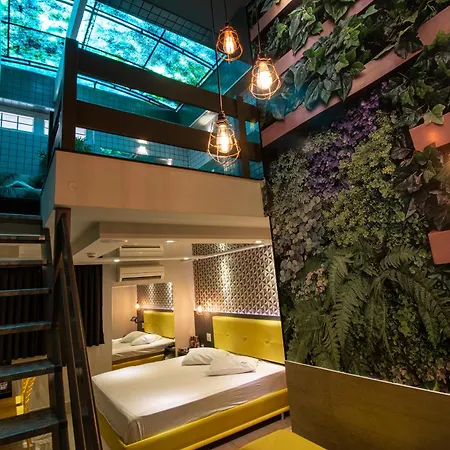 Opium Motel (Adults Only)-2