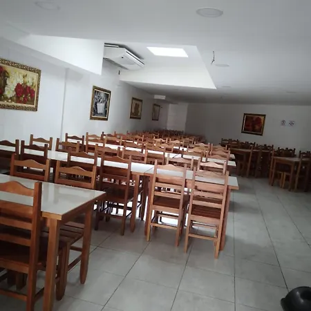 Hotel do Papa II-3