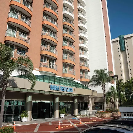 Plaza Barra First-3