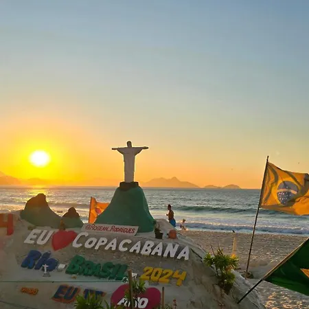 Apartamento 3 Quartos A 2 Min Da Praia Copacabana-3