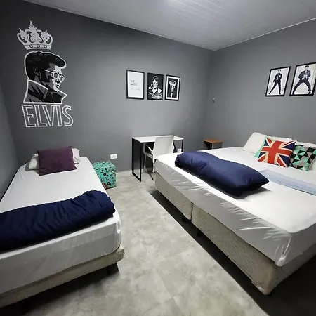 Vila Rock Hostel - Secure Neighborhood, Near Metro, Nubank Allianz Parque, Vila Madalena, Av Paulista, Easy Access To Morumbis And Autodromo Interlagos-2