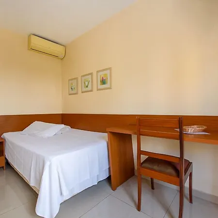 Plaza Suite Hotel Ltda-3